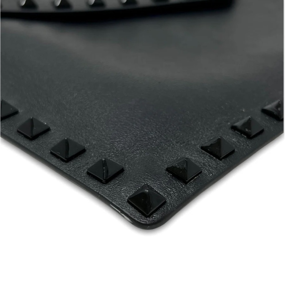 ✨SOLD✨VALENTINO BLACK ROCKSTUD POUCH - Picture 5 of 9